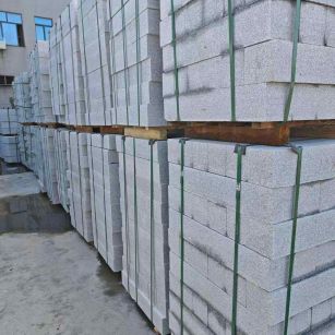 成都芝麻白路牙石，路侧石