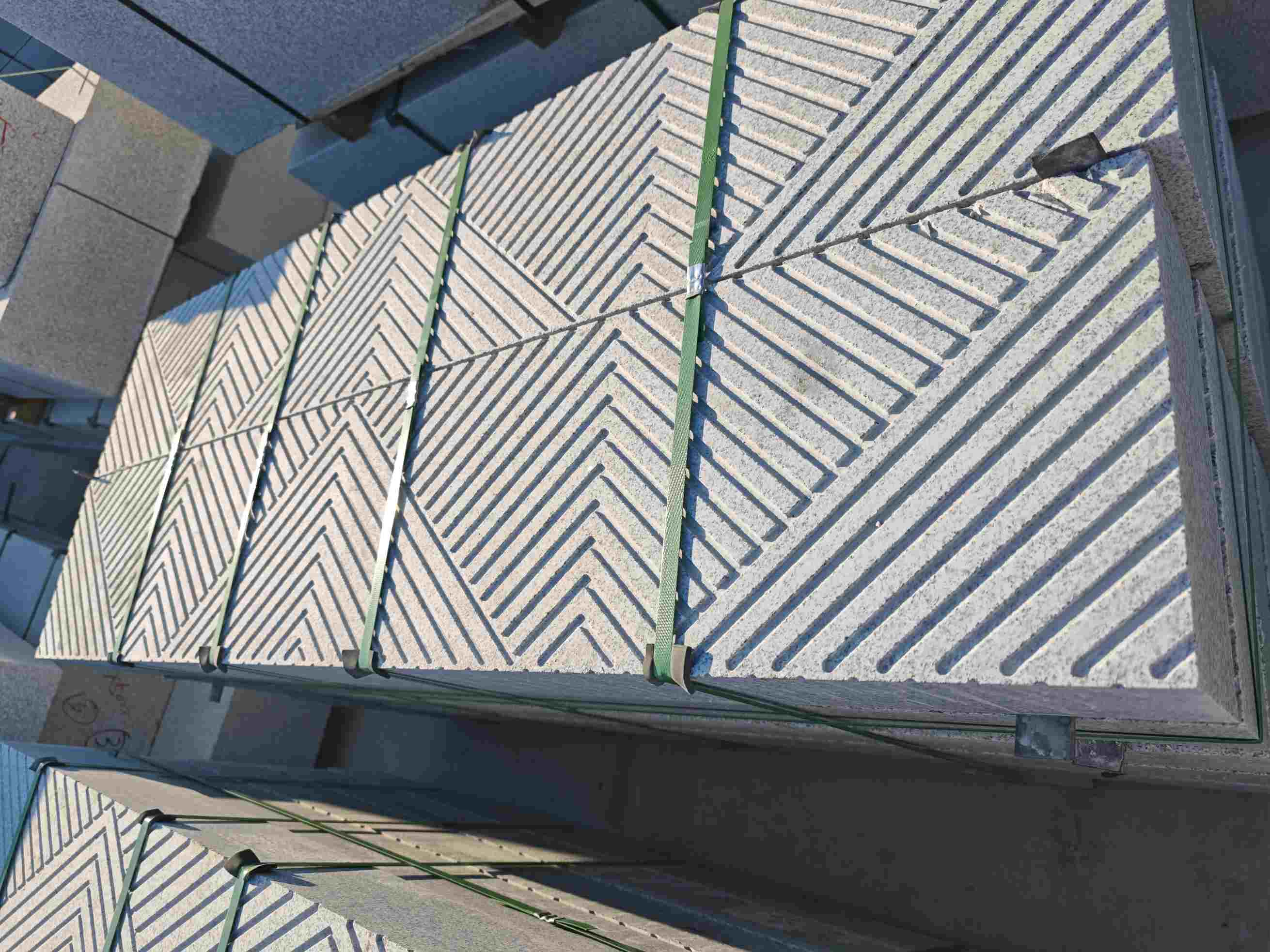 成都芝麻白石材雕刻定制