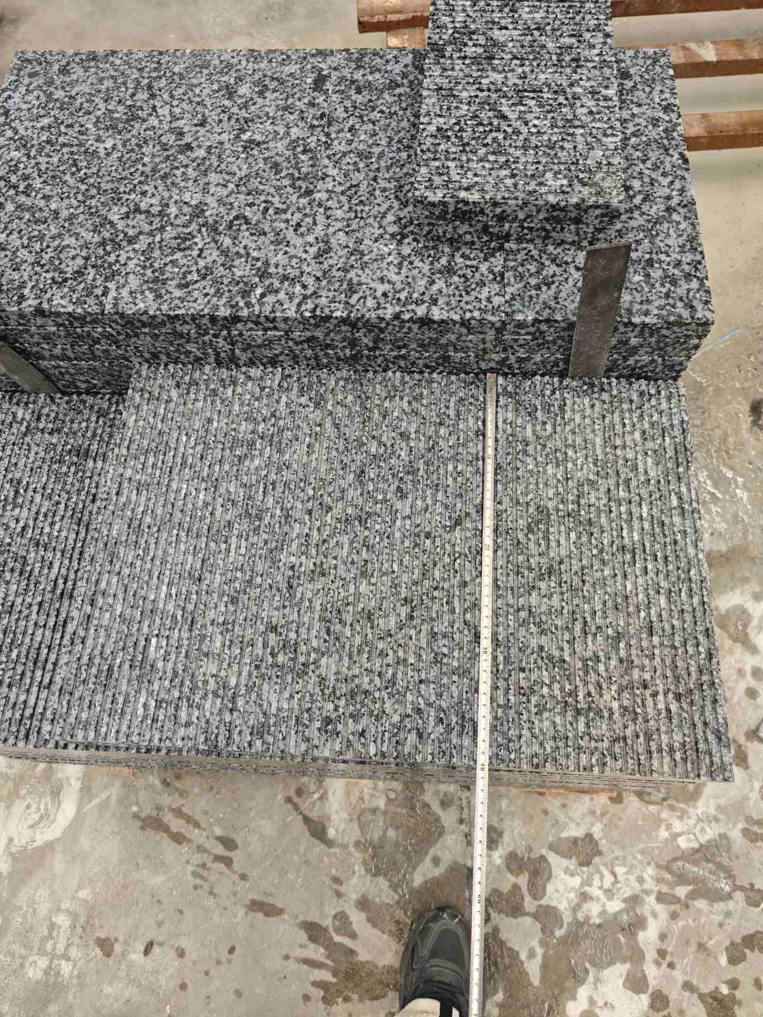 成都芝麻黑拉丝面