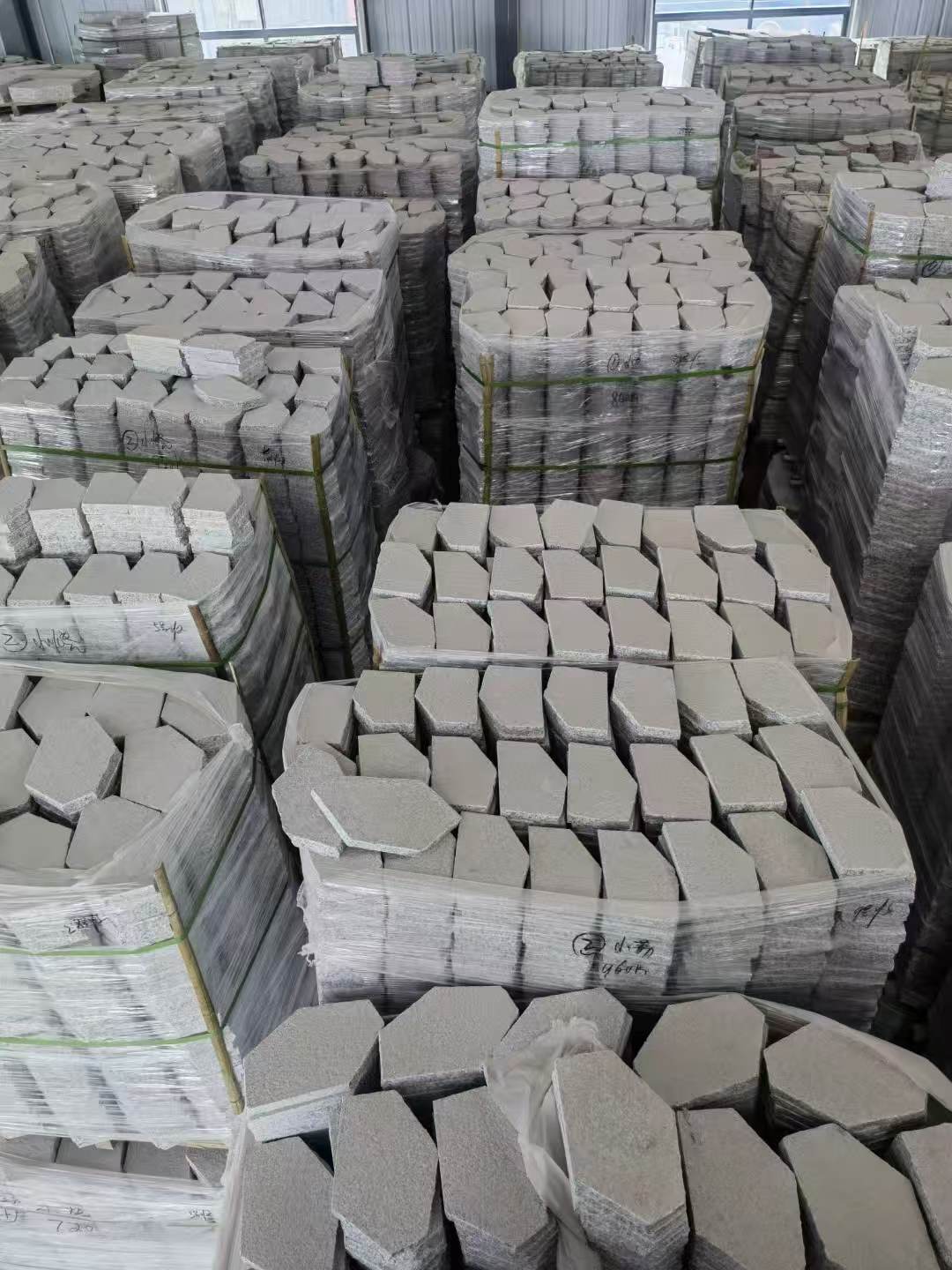 成都芝麻白石材冰裂纹，碎拼。