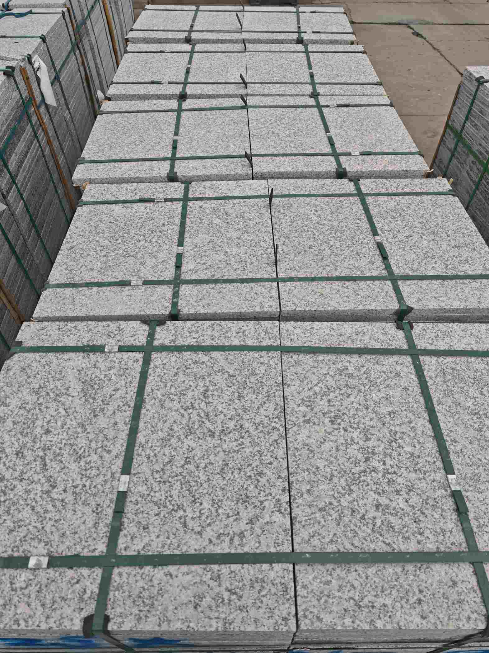 成都芝麻白大花地铺