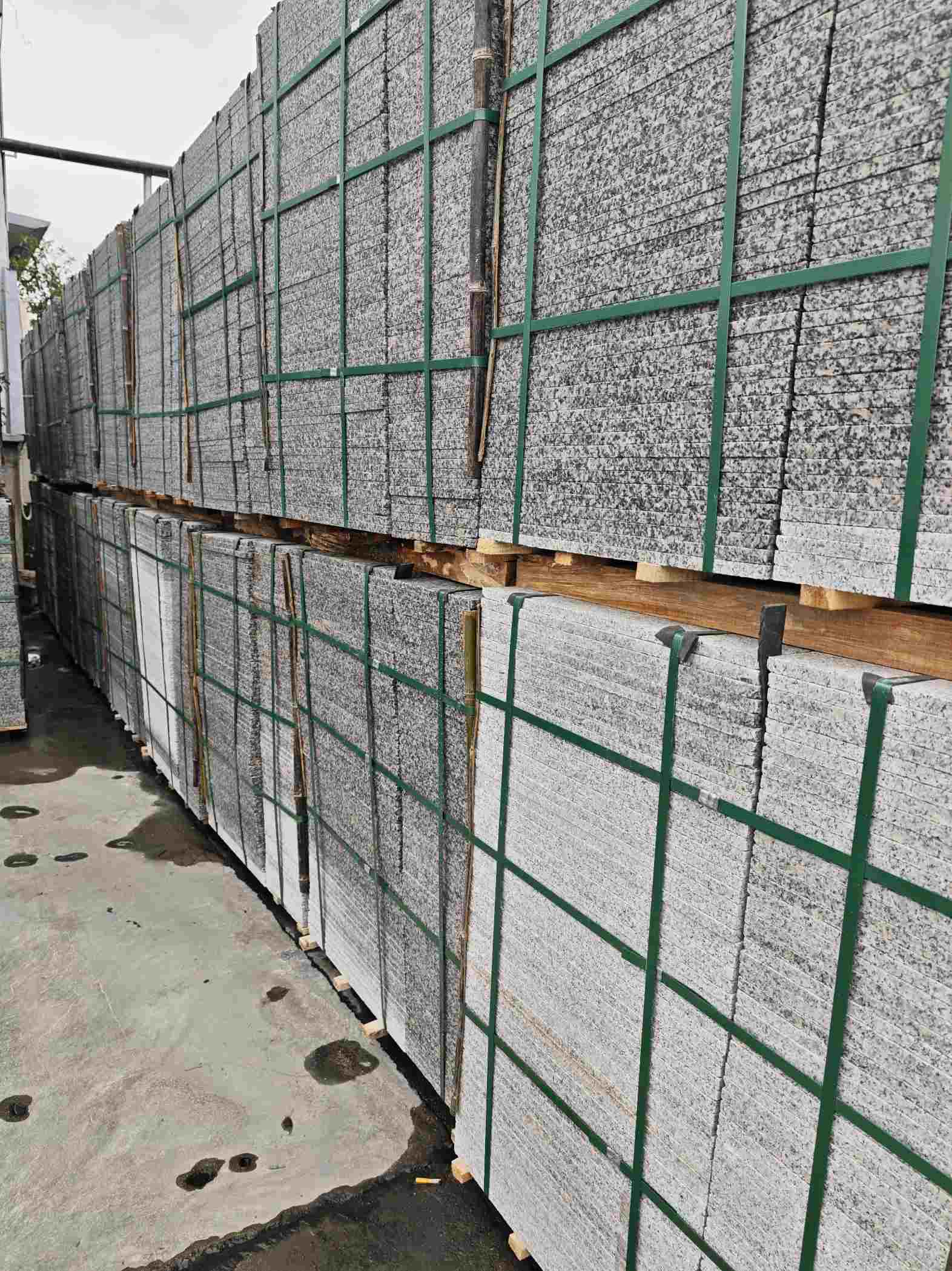 成都芙蓉白地铺石，石材地铺石