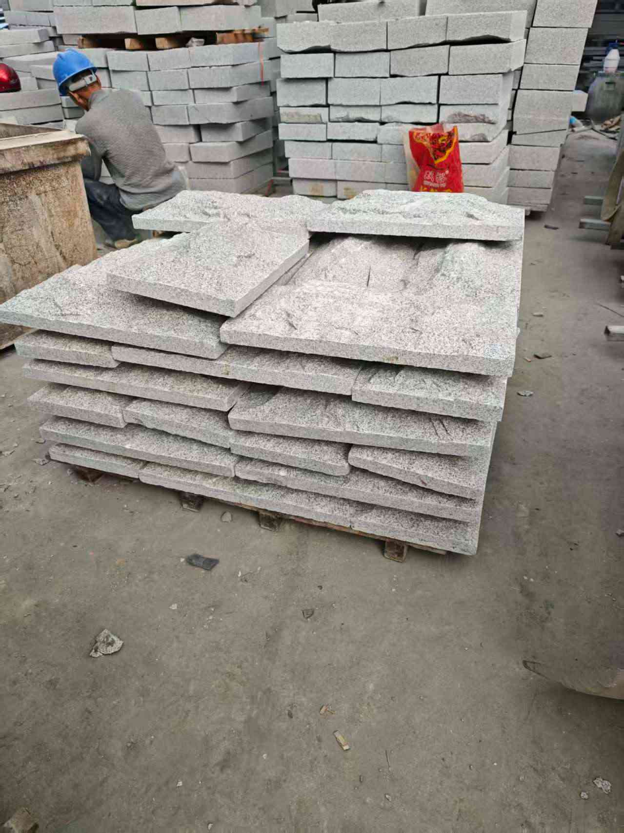 成都芝麻白蘑菇石，自然面