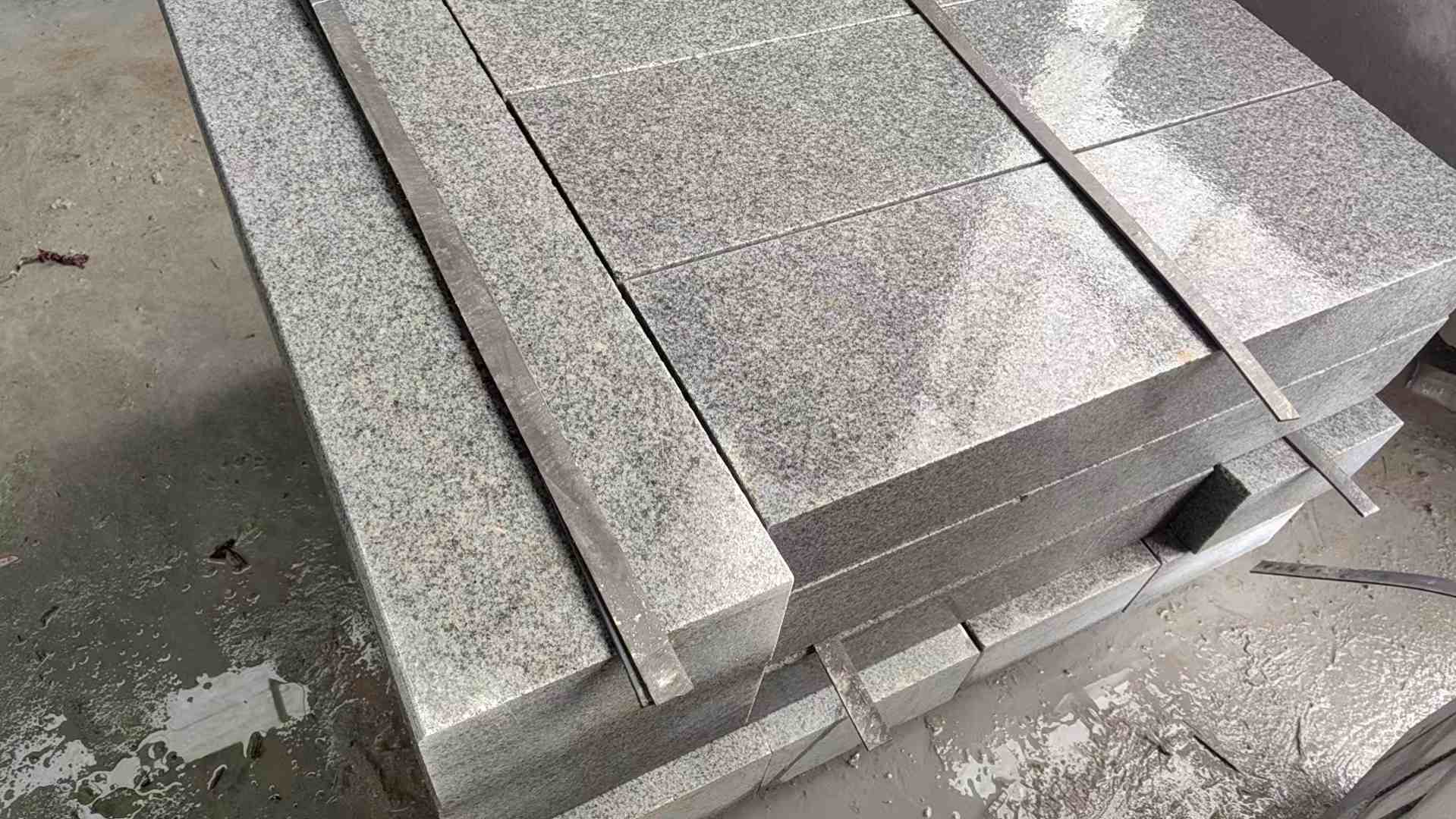 成都芝麻灰 芝麻白 路牙石 路侧石 马路牙子